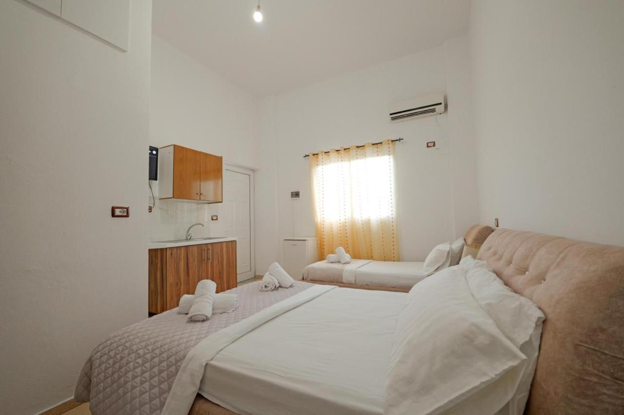 Sunflower Hotel Ksamil Eksteriør bilde