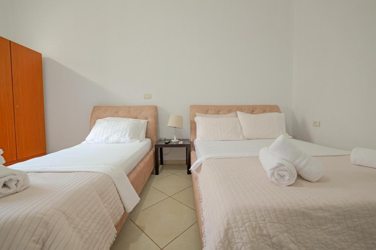 Sunflower Hotel Ksamil Eksteriør bilde