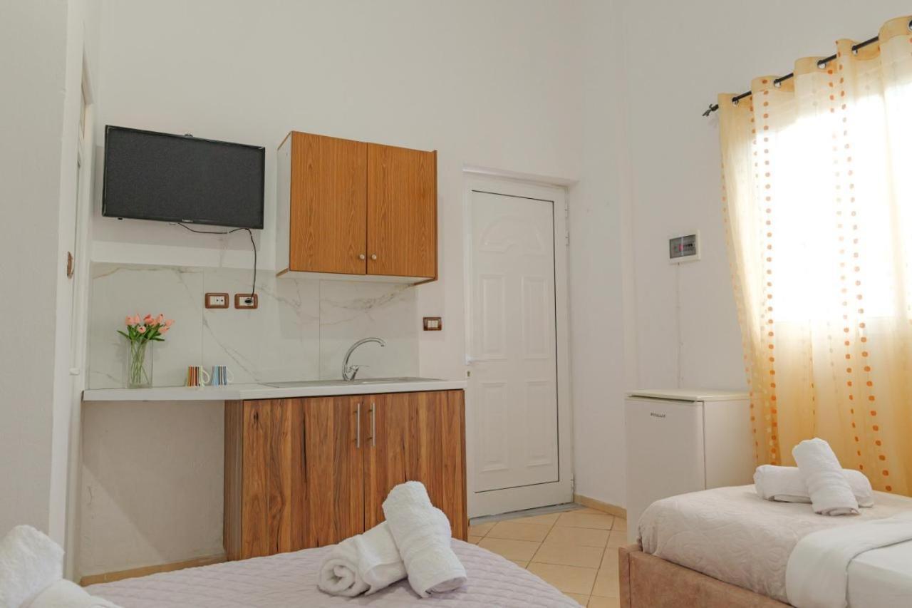 Sunflower Hotel Ksamil Eksteriør bilde
